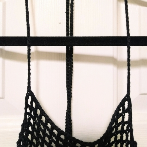 NWOT Knitted Halter-Like Crop Top - Picture 7 of 12
